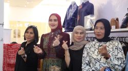 TENUN CUAL TEMBUS MAKASSAR, NONI HIDAYAT ARSANI BAWA KEBANGGAAN BANGKA BELITUNG KE PANGGUNG NASIONAL